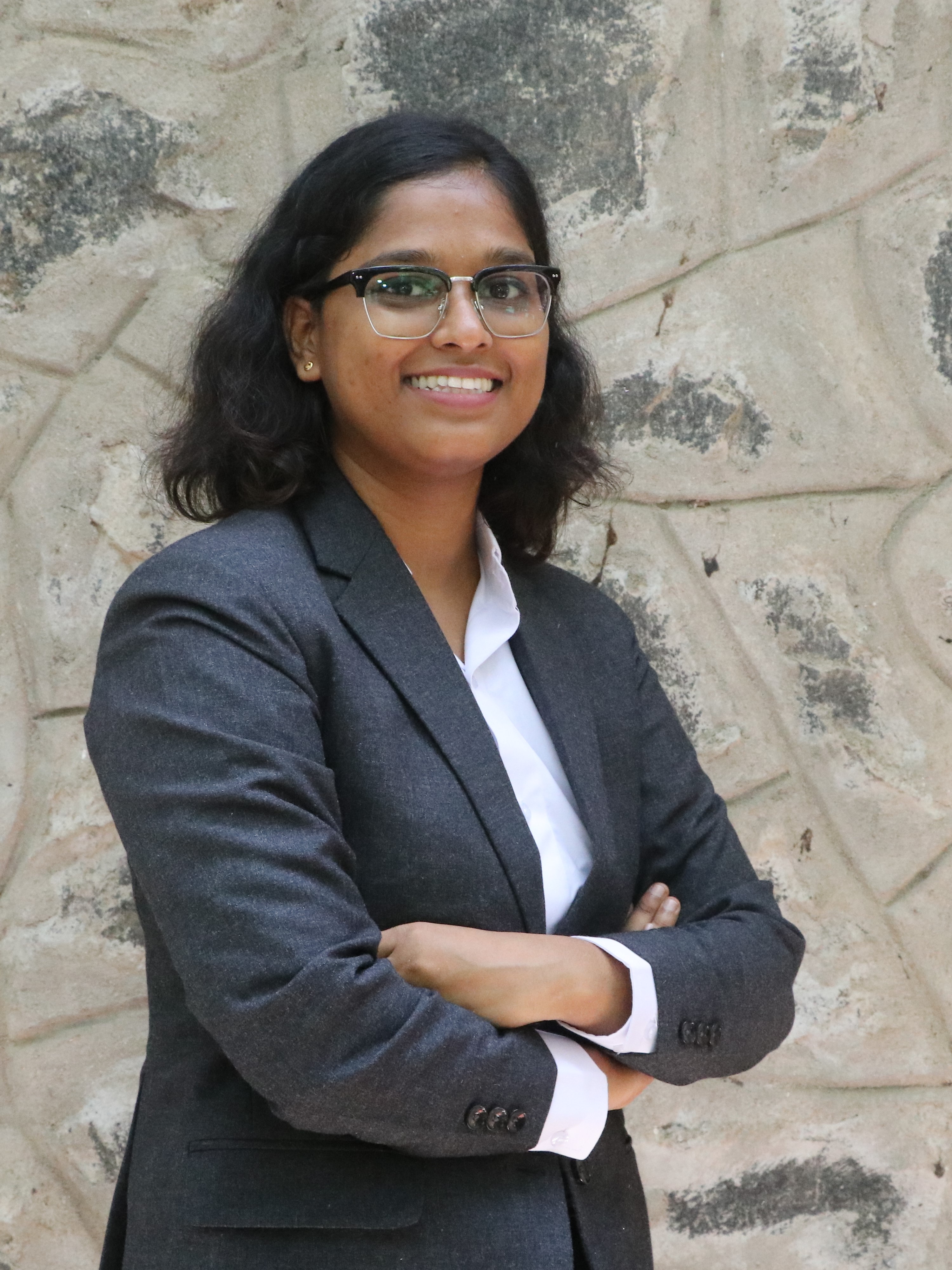 VINEETHA V
